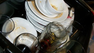 Няколко неща, които никога не бива да поставяме в съдомиялната