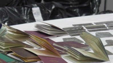 МВР разби печатница за незаконни лични документи в Шумен
