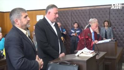 Жената на убития Жоро Плъха не се яви в съда, отложиха делото срещу д-р Димитров