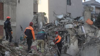 Силно земетресение разклати Турция