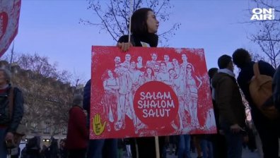 Многохилядни протести във Франция срещу антисемитизма