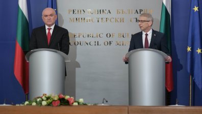 Акад. Денков: Важно е да се гласува с машини, Главчев: Няма да се поддам на провокации