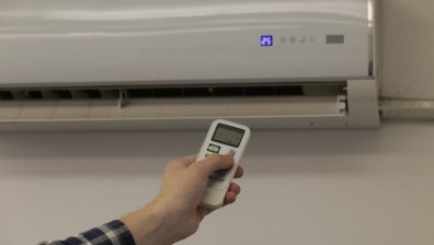 Субсидиите за електроенергия ще продължат и през октомври в Гърция