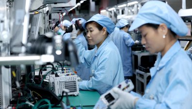 Китай е корав противник - вкара ли си автогол Тръмп с решението за митата