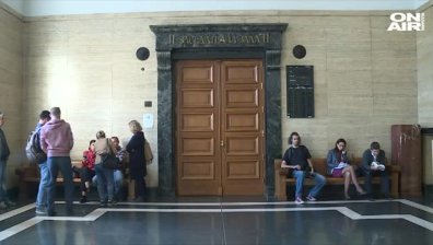Делото срещу директора на БНТ започна, макар и той да отсъстваше