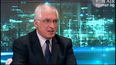 При резерв под 4.5 милиарда е нарушен законът, коментира Боян Дуранкев