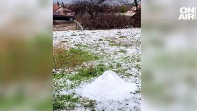 Ледени късове с големина на орех - силна градушка удари части от България