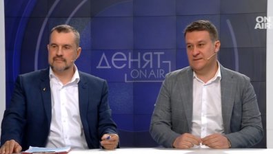 Политолози: Губеща е тактиката на Радев да се крие и да мълчи по важните теми