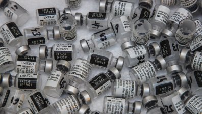 Нова Зеландия ще ползва за имунизиране само ваксината на Pfizer/BionTech