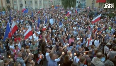 След протестите: Полският президент блокира спорния закон