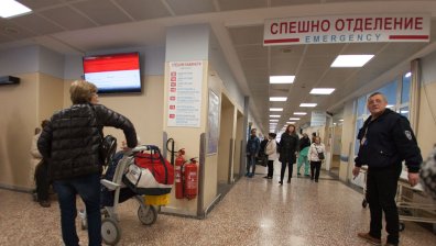 Лекар от Краище почина от Ковид-19, жена му и синът му са в тежко състояние