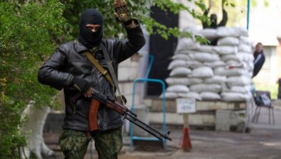 Украински военни атакуват Славянск