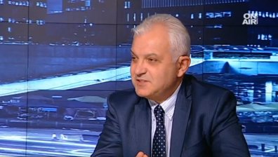 Обществените очаквания натоварват Цацаров с желание за резултати, смята Явор Нотев