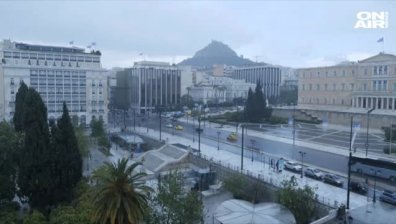 Мълния удари Акропола в Атина, четирима пострадаха