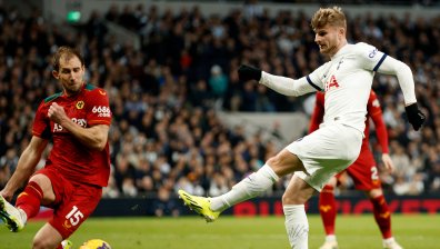 "Вълците" шокираха "Тотнъм" в Лондон