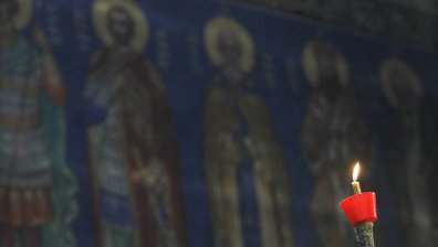 Велика събота! Благодатният огън от Йерусалим идва и в България