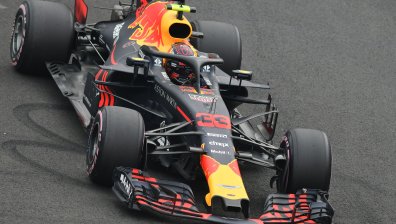 Верстапен отвя конкуренцията за трофея от Гран При на Австралия