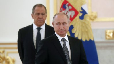 Япония замрази активите на 398 руснаци, сред тях - дъщерите на Путин и съпругата на Лавров