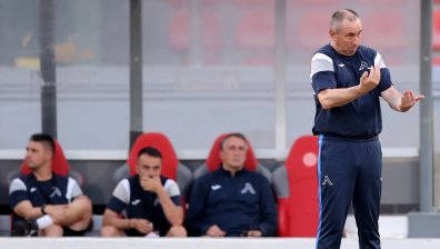 Мъри Стоилов: Спечелихме първото полувреме, предстои труден мач