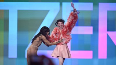 "Евровизия" 2024: Протести, отстранен участник и първи небинарен победител