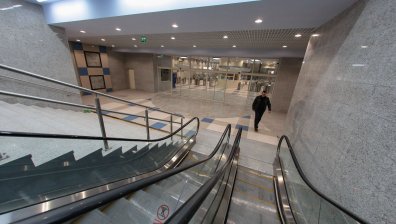 Задържаха под стража младежа, нападнал деца в метрото в София