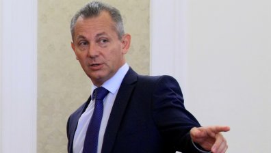 Мотиви зад рокадата в ДАНС: Нежелание за работа, нарушаване на "политическия неутралитет"