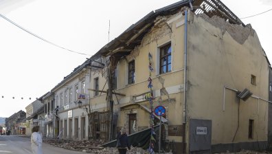 Петриня отново бе разтърсен от земетресение