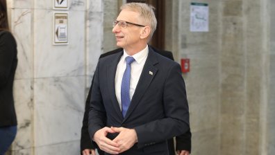Денков: България е напълно различна, Балканите се конкурират със Запада