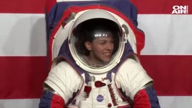 Лунната разходка е реалност: НАСА представи нови скафандри (видео)