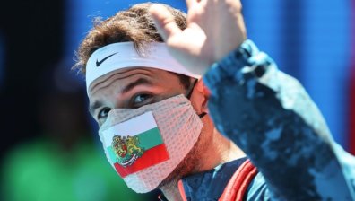 Гришо се прибра от Австралия и пусна снимки от Бачковския манастир