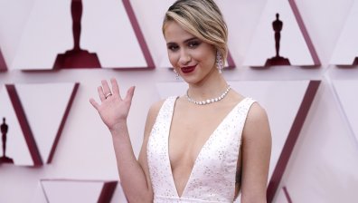 Реплика на Брад Пит към Мария Бакалова - фалшива новина или грешен превод? (+ВИДЕО)