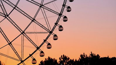 Виенско колело се запали на фестивал в Германия, има много пострадали