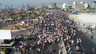 Протест срещу безнаказаността: Хиляди ливанци излязоха на улицата в Бейрут