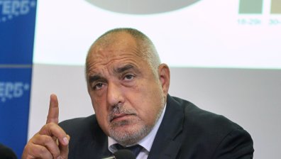 Борисов: Правителството да поеме отговорност и да не се крие зад министъра на отбраната