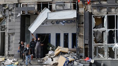Руска атака с дронове нанесе сериозни щети в Донецк (СНИМКИ)