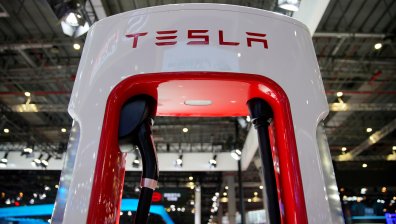 Tesla навлиза и на пазара на застрахователите