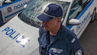 Камион на дървосекачи предизвика катастрофа след гонка с полицията