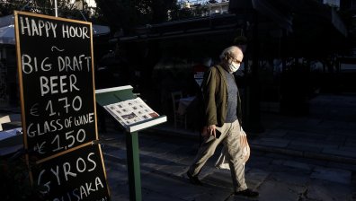 Пълна карантина за 2 седмици в Солун и Серес, ще се излиза само с SMS