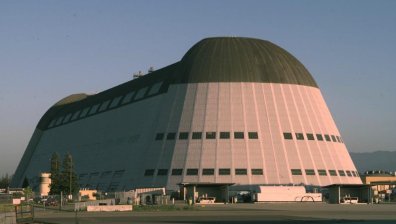 Google реши да инвестира в старо летище на NASA
