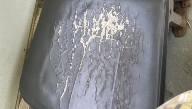 Студени, мръсни, скъсани седалки в трамвай №11