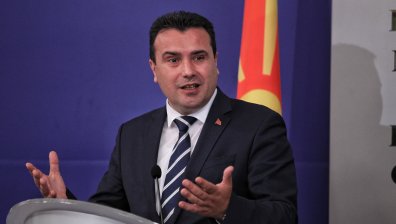 Заев: Има слабости в българските учебници, няма да променяме нашите