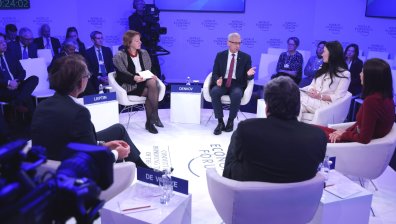 Денков: Европейските учени трябва да експериментират, така ще се справят със САЩ и Китай