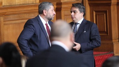 "Продължаваме промяната" и ДБ: Това е фасада, Рашидов не е консенсусна личност
