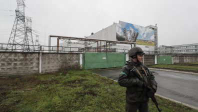 "Нищо няма да замени Чернобил": 15 възрастни живеят с щастливи спомени под дъжд от куршуми