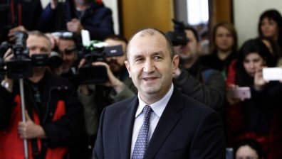 Румен Радев - свидетел по делото за МиГ-29?