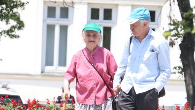 Повече от 2 млн. пенсионери получават увеличените пенсии с 12%