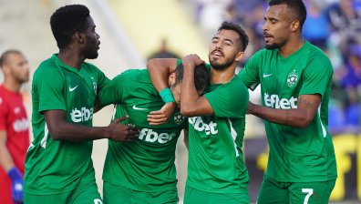 Дузпа прати "Лудогорец" напред за Купата