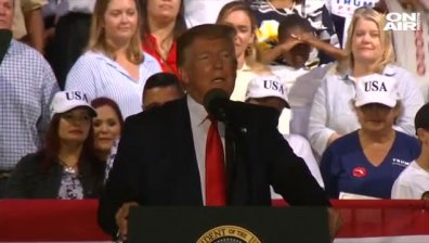 Тръмп с остри думи към Китай заради търговското споразумение