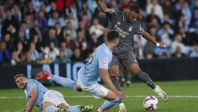 "Реал" изравни "Барса" на върха в Ла Лига