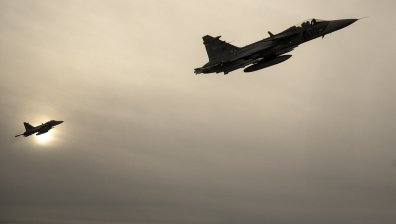 Разузнавателни самолети на Великобритания и САЩ следят Черно море